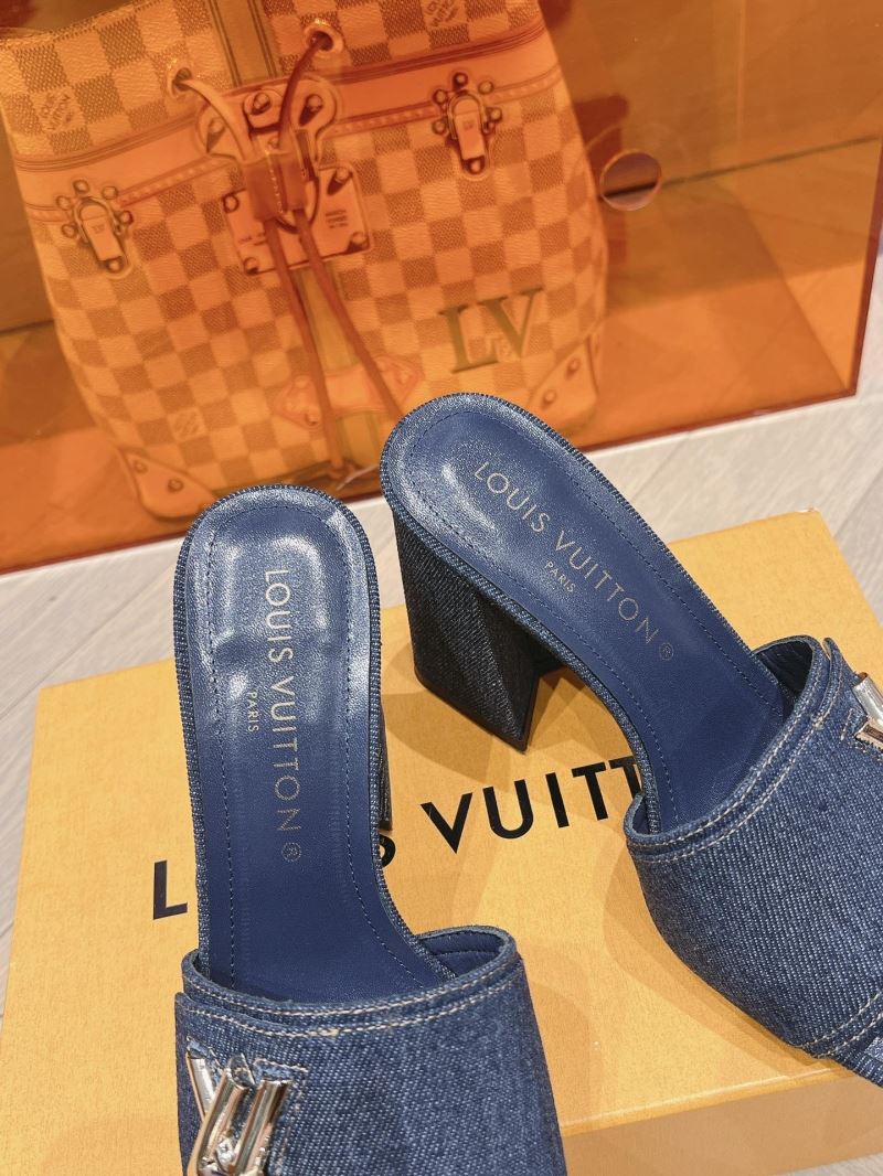 Louis Vuitton Slippers